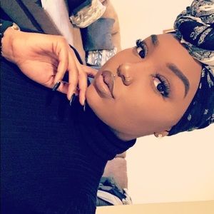 Meet your Posher, Taryn